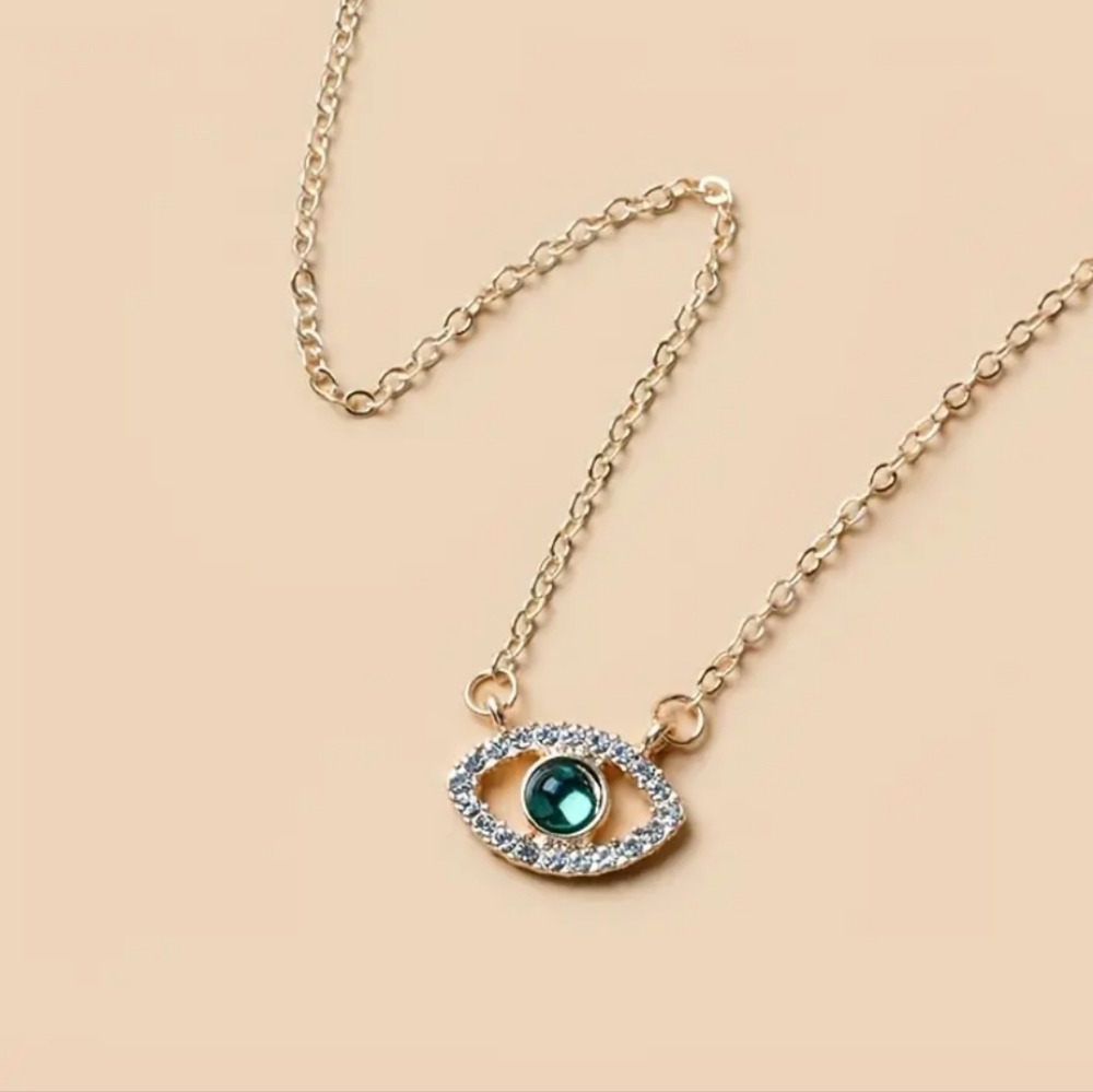 ✨New✨Evil Eye woman choker necklace - Picture 3 of 5